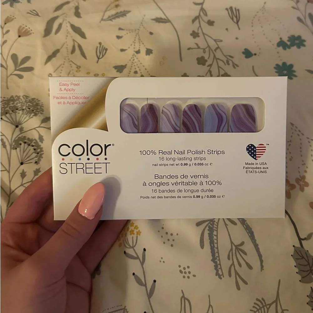 *Color Street* Ultraviolet Agate Nail Set - Picture 1 of 2